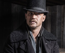 obayatelnaya-brutalnost_tom_hardy-viju-260x212-2 Обаятельная брутальность: лучшие работы Тома Харди, за которые мы его полюбили фото