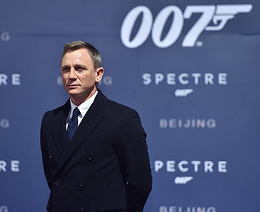 Bond-trailer-ne-vremya-umirat-260x212 Вышел новый трейлер фильма о Джеймсе Бонде с Дэниэлом Крэйгом «Не время умирать» фото