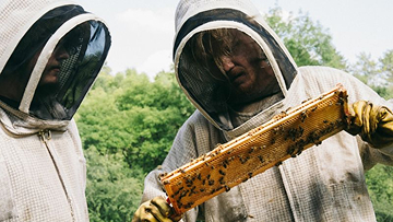 Лучшие комедии 2025 года фото 7 Лучшие комедии 2025 года фото