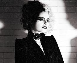 🖤 У меня тут сочный сиквел: Эмма Стоун вернется, чтобы покорить мир моды в «Круэлле 2»! фото