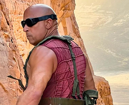 👨🏻‍🦲Чем занят Вин Дизель: Все, что известно о сиквелах «Риддика», «Три икса» и «Охотника на ведьм» фото