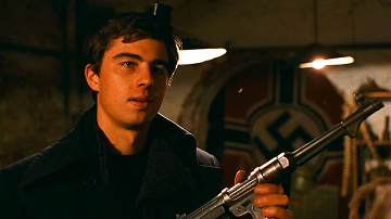 Лучшие русские фильмы про 90-е фото