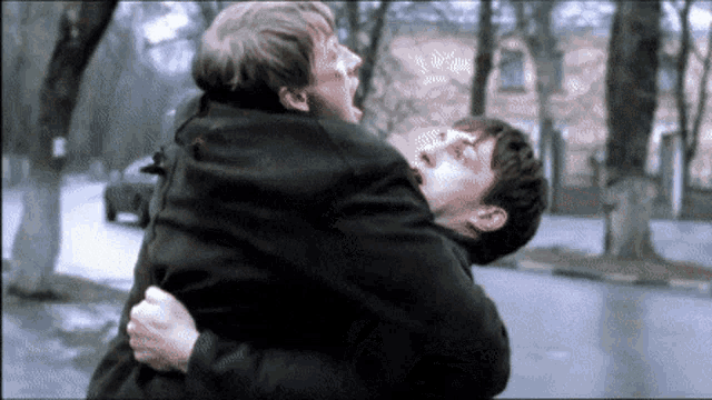 Лучшие русские фильмы про 90-е фото