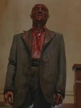 Топ-10 фильмов ужасов, которые стоит посмотреть фото 15 Топ-10 фильмов ужасов, которые стоит посмотреть фото