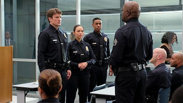 Топ зарубежных сериалов про полицию фото